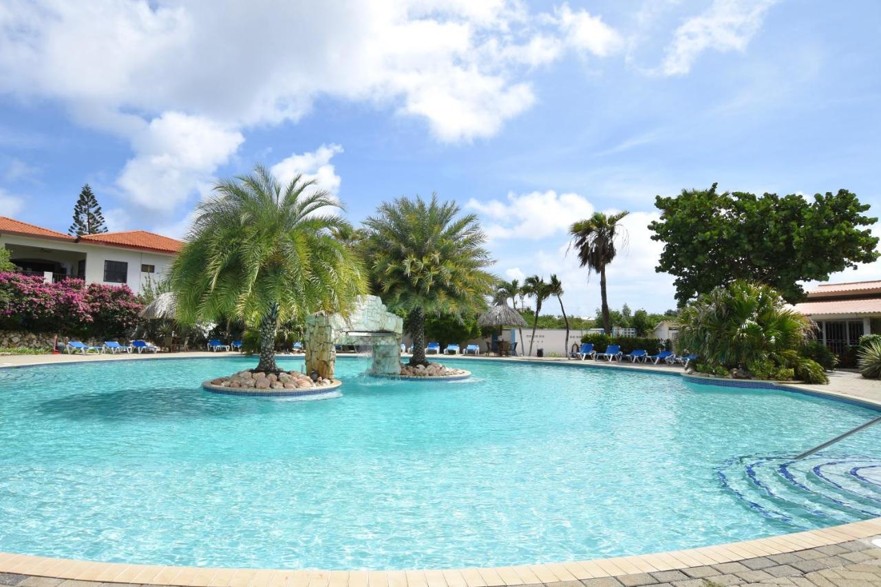 Seru Coral Apartment Willemstad Extérieur photo